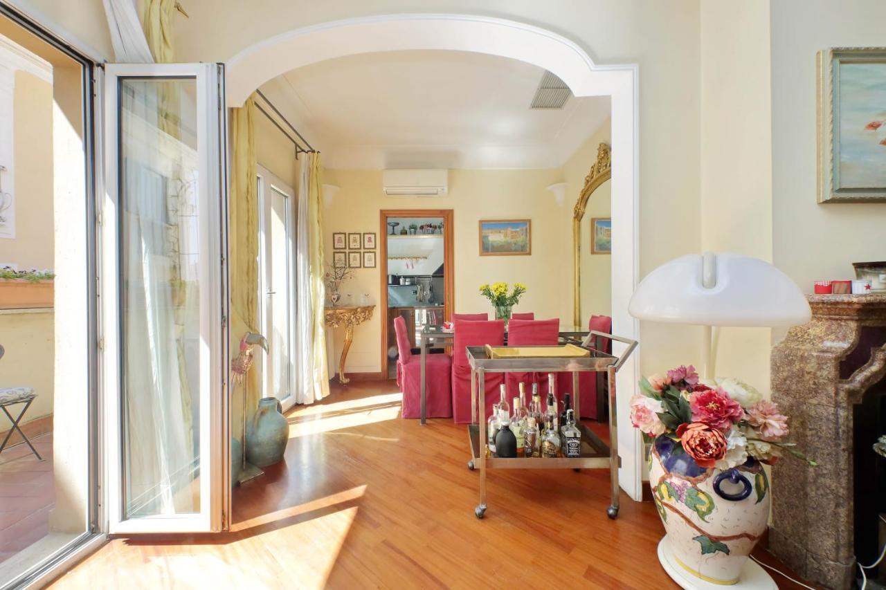 4Bnb - Luxury Trevi Apartment W Terrace โรม ภายนอก รูปภาพ