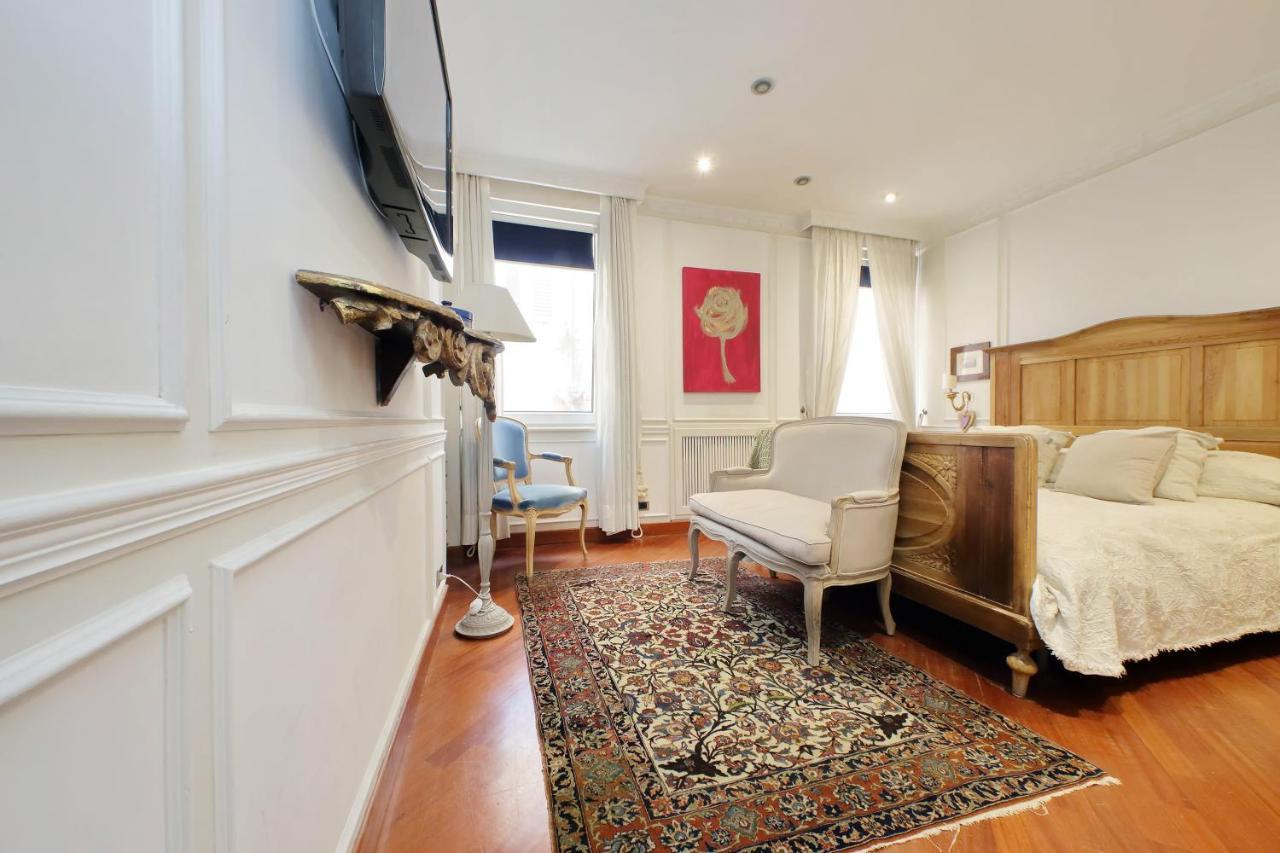 4Bnb - Luxury Trevi Apartment W Terrace โรม ภายนอก รูปภาพ